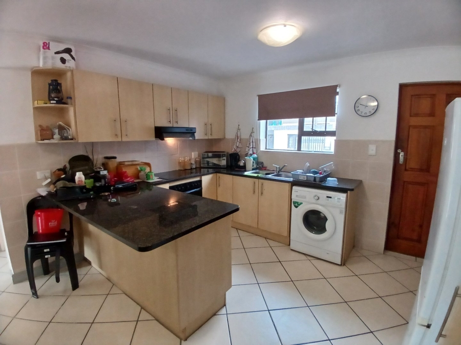 2 Bedroom Property for Sale in Hartenbos Central Western Cape